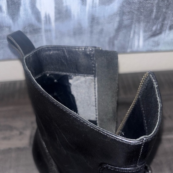 COACH ADELLA CALF LEATHER CHAIN WOMENS FLAT ANKLE BOOT SHOES sZ 7 - Picture 6 of 11